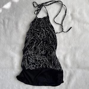 y2k black going out halter top with tie on the neck and fitted bottom